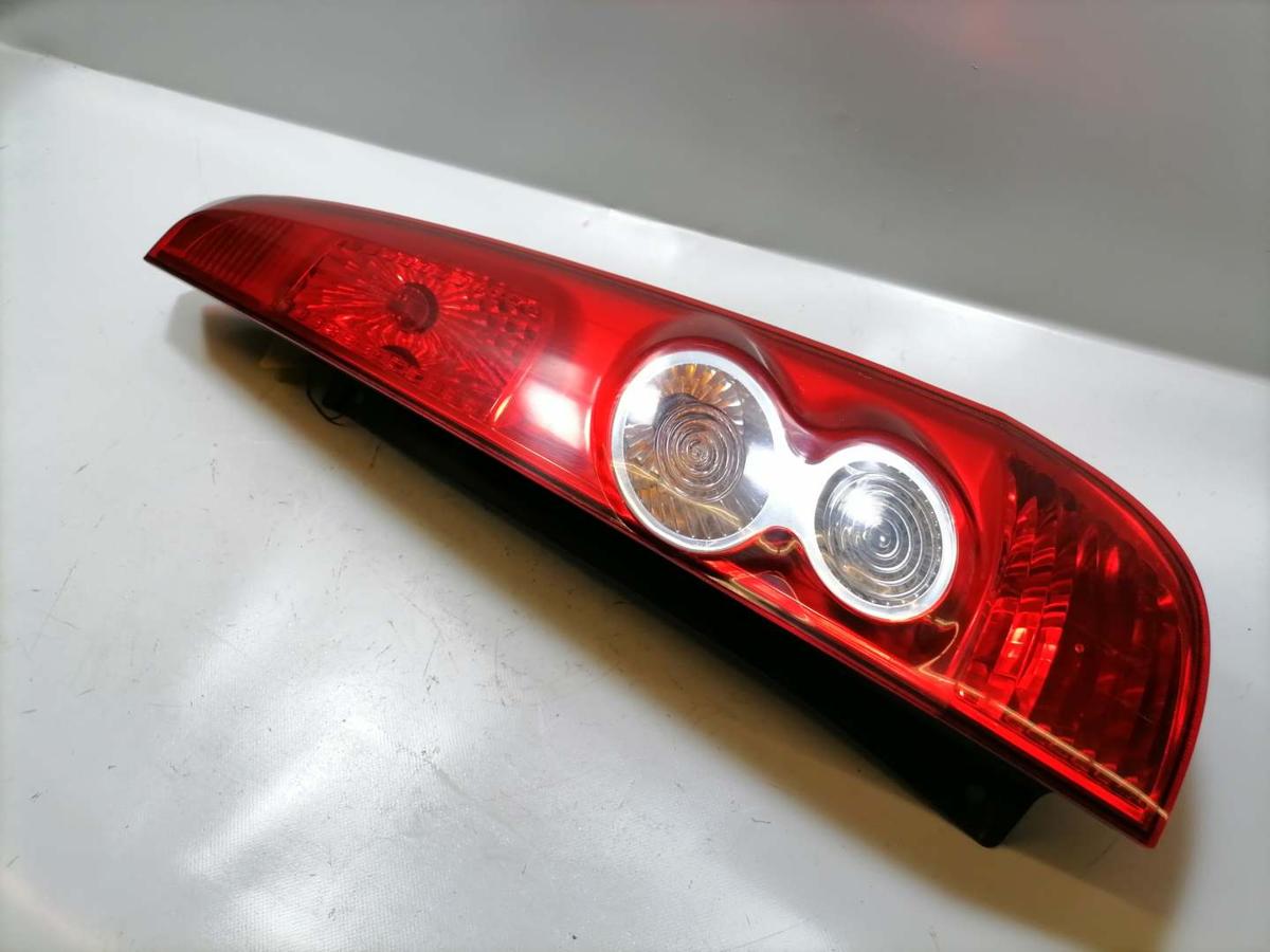 Ford Fiesta JH1 JD3 original Rückleuchte Schlussleuchte rechts 5-Türer Bj.2007